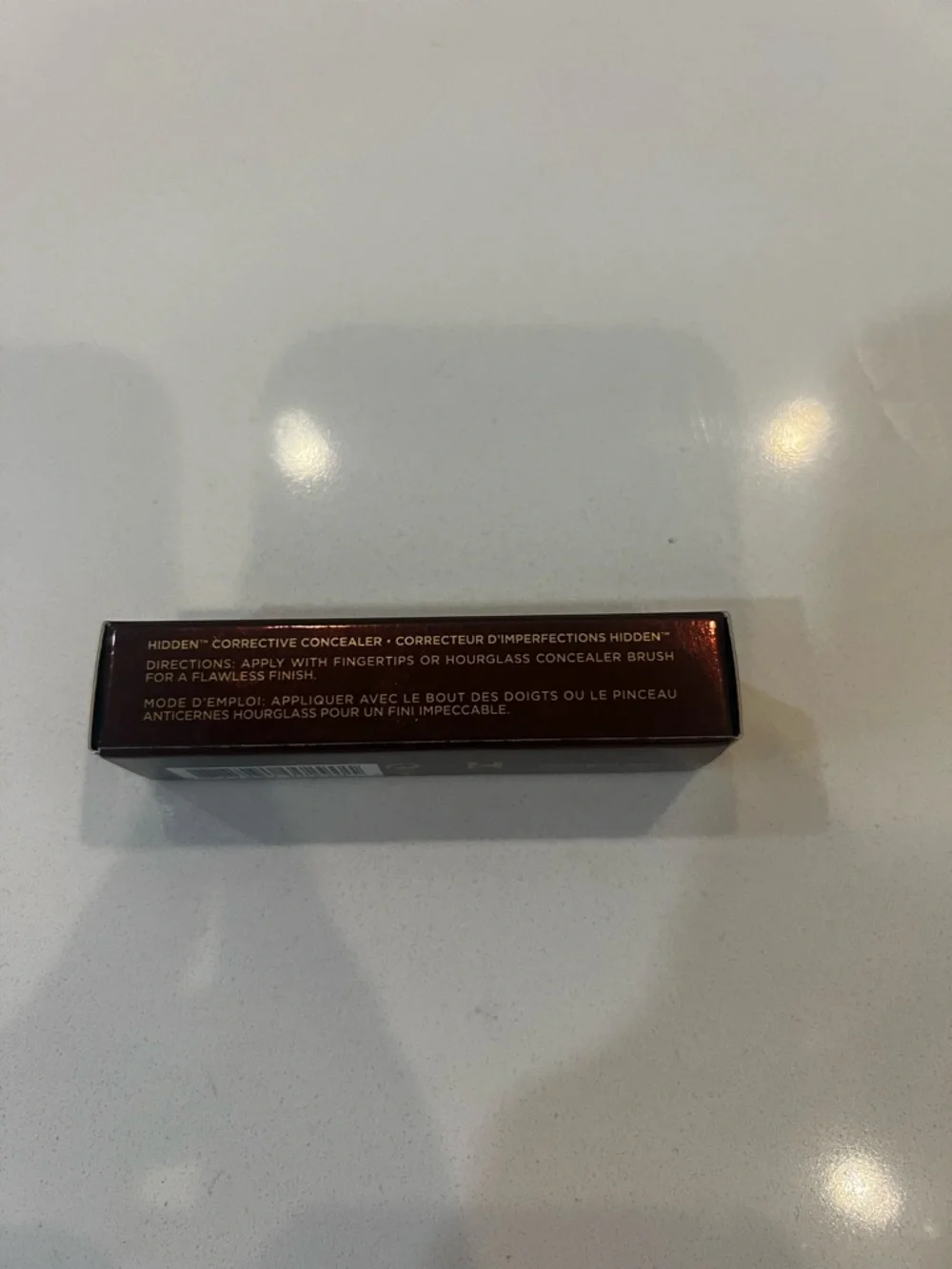 Hourglass Hidden Corrective Concealer in Vanilla